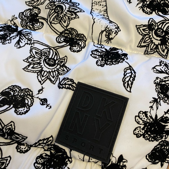 NWT DKNY Sport Coat - Picture 12 of 12